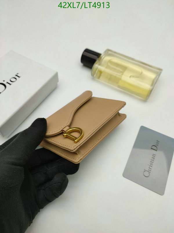 Dior-Wallet(4A) Code: LT4913 $: 42USD