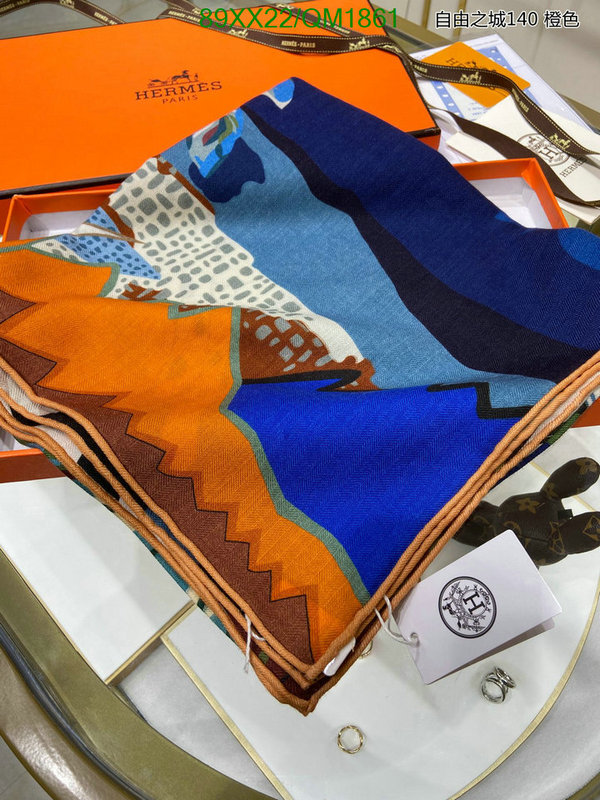 Hermes-Scarf Code: QM1861 $: 89USD