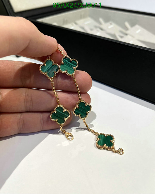 Van Cleef & Arpels-Jewelry Code: XJ9011 $: 95USD