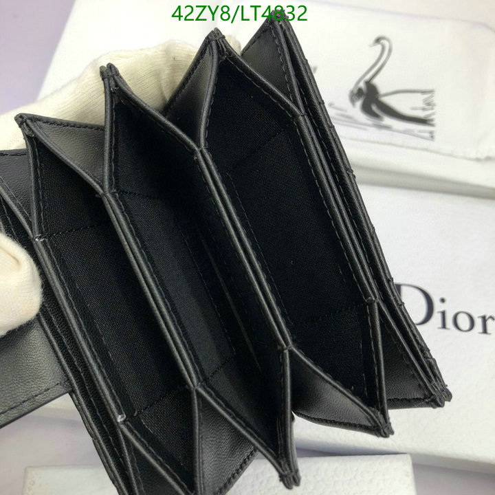 Dior-Wallet(4A) Code: LT4832 $: 42USD