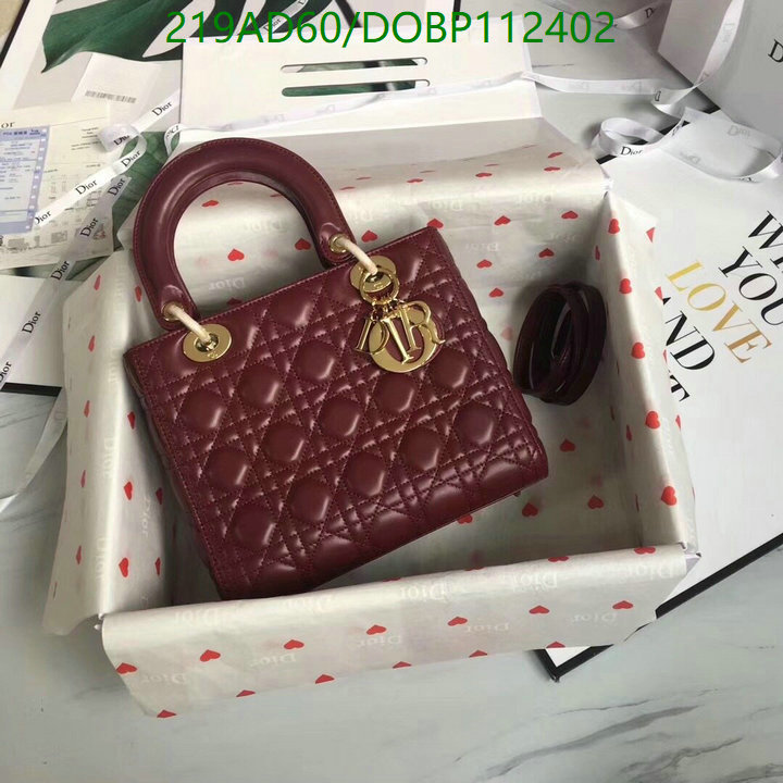 Dior-Bag-Mirror Quality Code: DOBP112402 $: 219USD