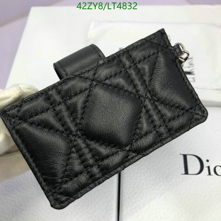 Dior-Wallet(4A) Code: LT4832 $: 42USD