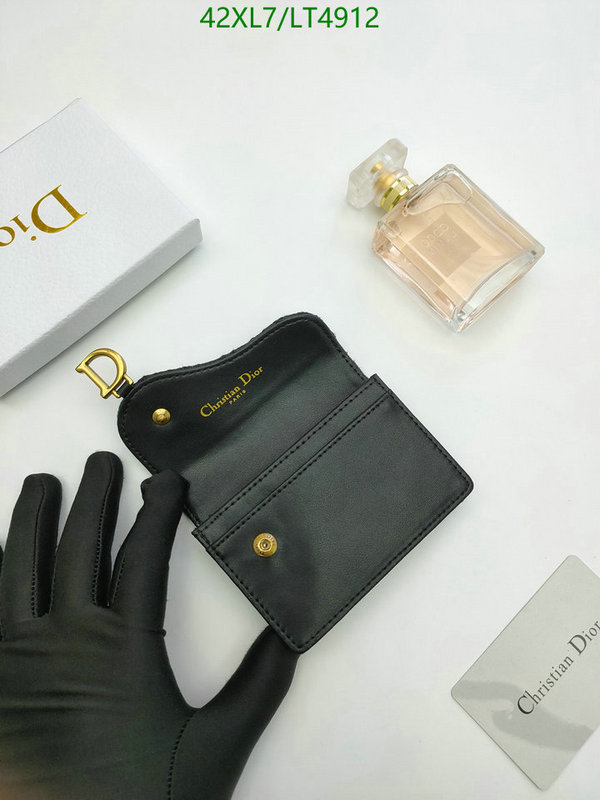 Dior-Wallet(4A) Code: LT4912 $: 42USD