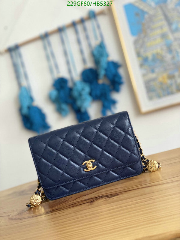 Chanel-Bag-Mirror Quality Code: HB5327 $: 229USD