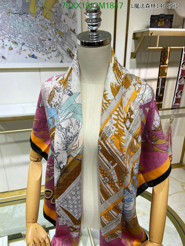 LV-Scarf Code: QM1847 $: 79USD