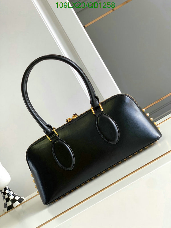 Valentino-Bag-4A Quality Code: QB1258 $: 109USD