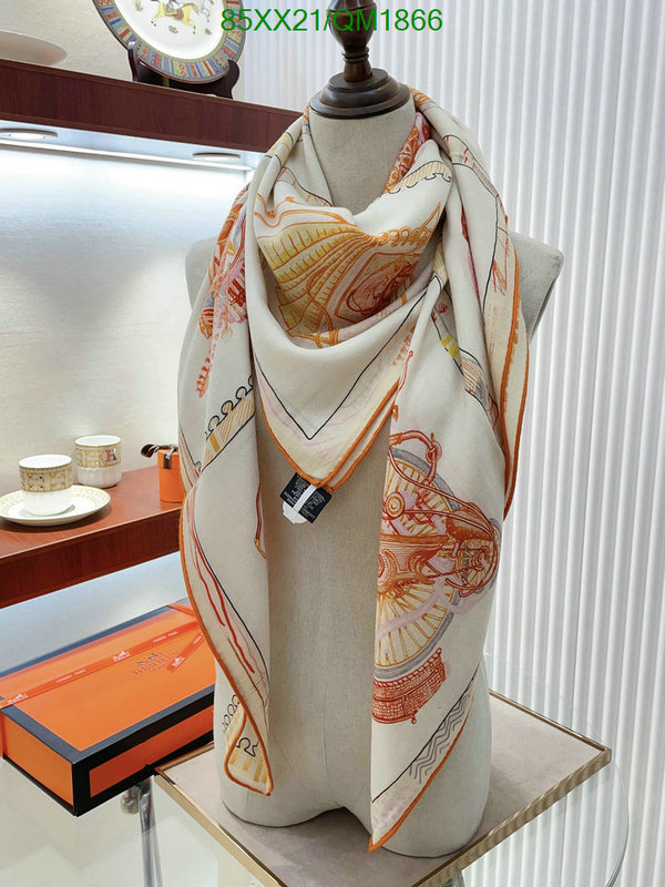 Hermes-Scarf Code: QM1866 $: 85USD