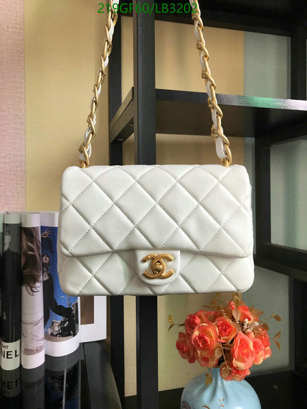 Chanel-Bag-Mirror Quality Code: LB3202 $: 219USD