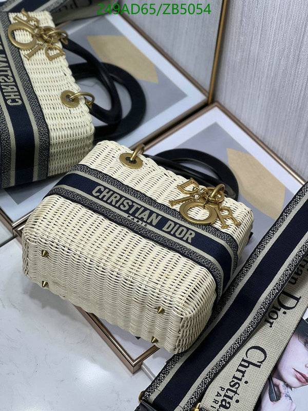 Dior-Bag-Mirror Quality Code: ZB5054 $: 249USD