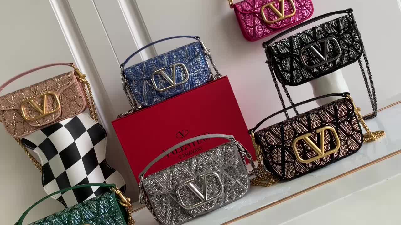 Valentino-Bag-4A Quality Code: QB1254 $: 99USD