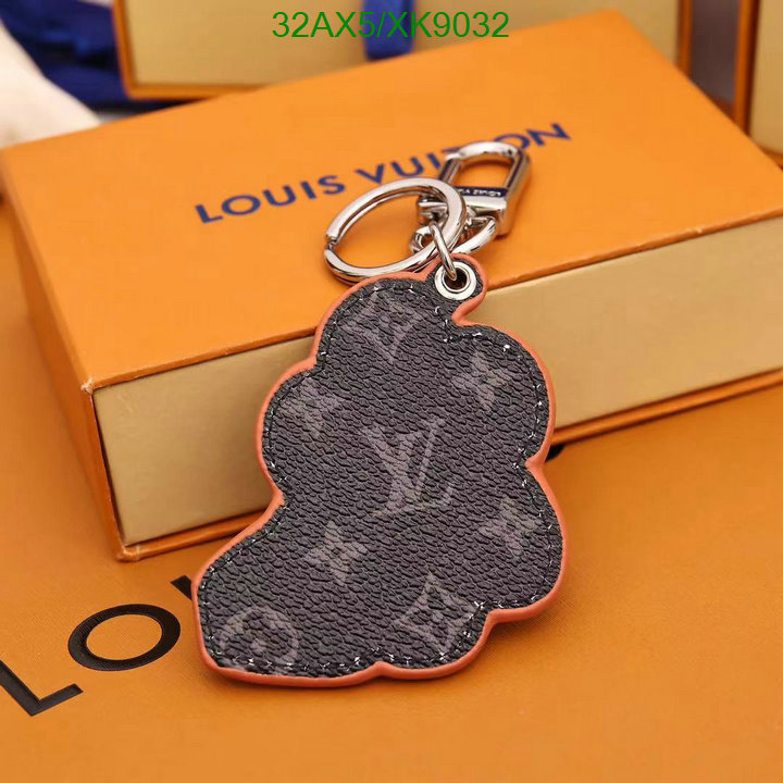 LV-Key pendant Code: XK9032 $: 32USD