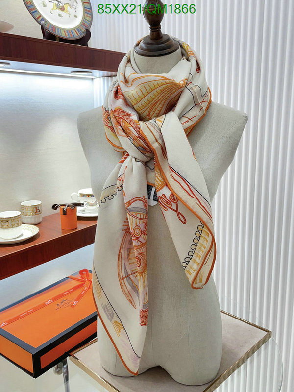 Hermes-Scarf Code: QM1866 $: 85USD