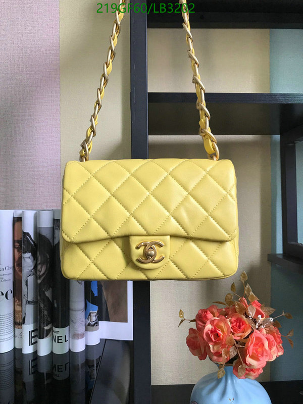 Chanel-Bag-Mirror Quality Code: LB3202 $: 219USD