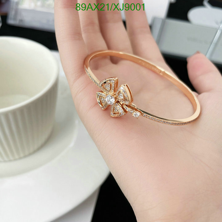 Van Cleef & Arpels-Jewelry Code: XJ9001 $: 89USD