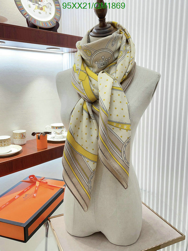 Hermes-Scarf Code: QM1869 $: 95USD