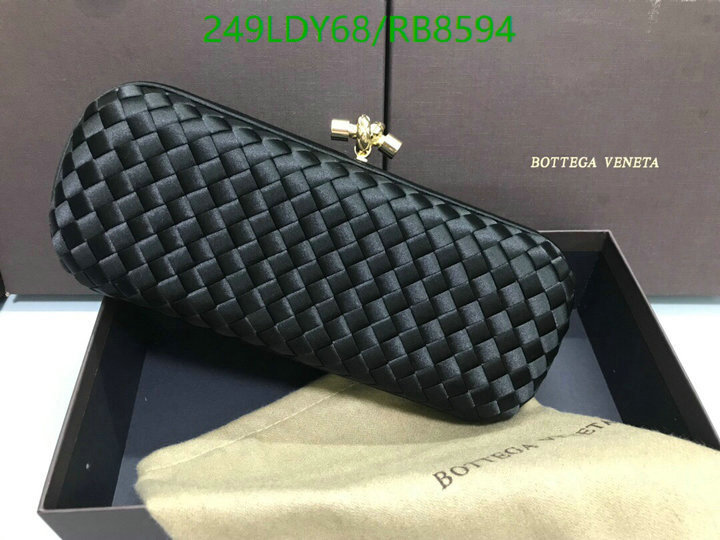 BV-Bag-Mirror Quality Code: RB8594 $: 249USD