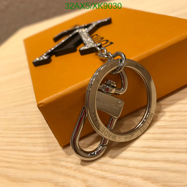 LV-Key pendant Code: XK9030 $: 32USD