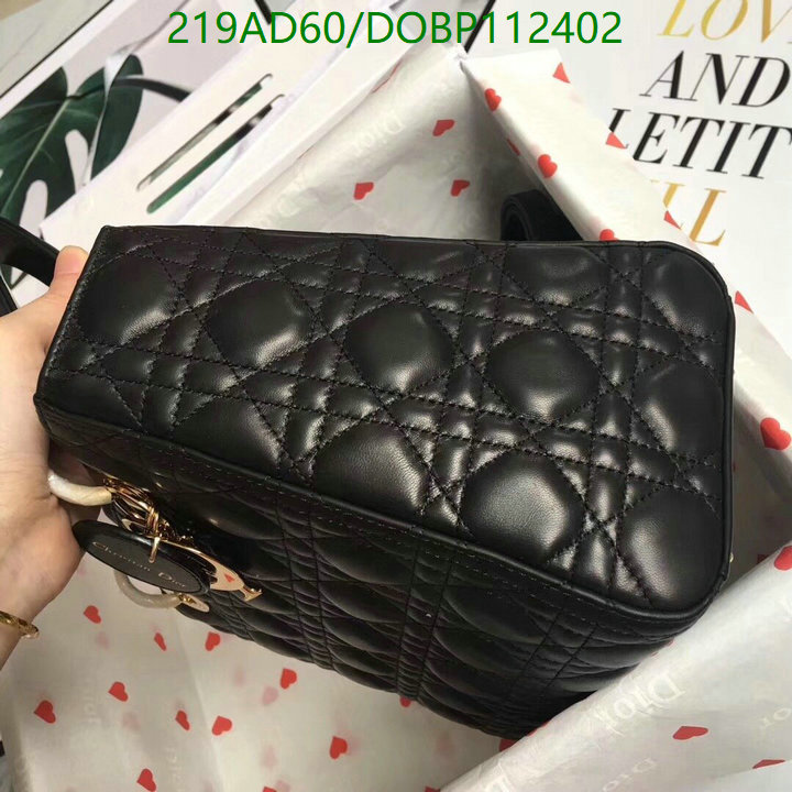 Dior-Bag-Mirror Quality Code: DOBP112402 $: 219USD