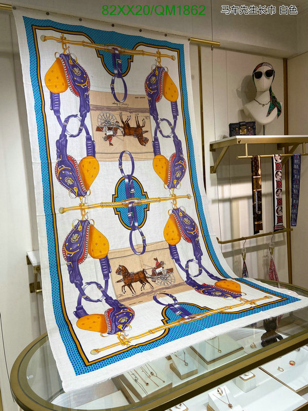 Hermes-Scarf Code: QM1862 $: 82USD