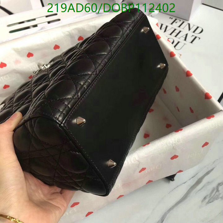 Dior-Bag-Mirror Quality Code: DOBP112402 $: 219USD