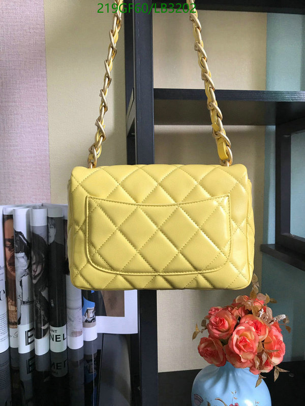 Chanel-Bag-Mirror Quality Code: LB3202 $: 219USD