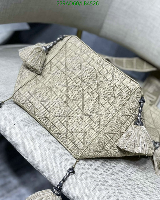 Dior-Bag-Mirror Quality Code: LB4526 $: 229USD