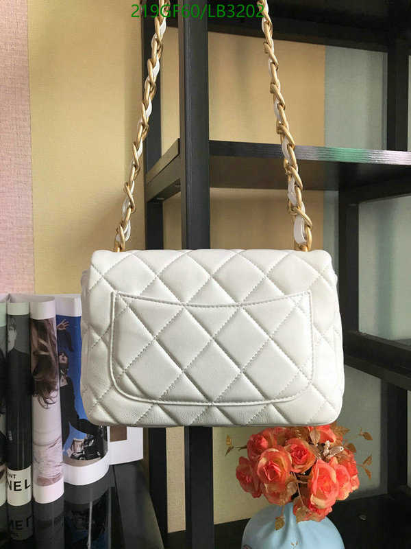 Chanel-Bag-Mirror Quality Code: LB3202 $: 219USD