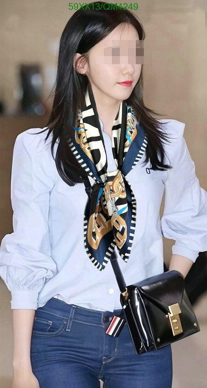 Fendi-Scarf Code: QM4249 $: 59USD