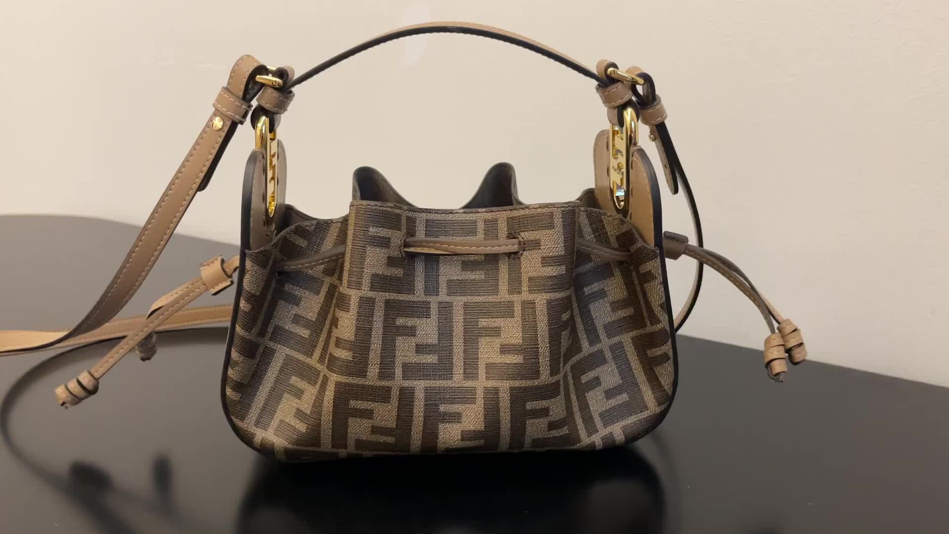 Diagonal-Fendi Bag(Mirror Quality) Code: LB7131 $: 265USD