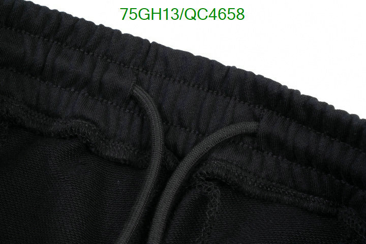 Burberry-Clothing Code: QC4658 $: 75USD