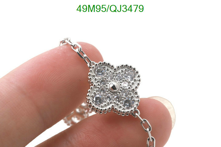 Van Cleef & Arpels-Jewelry Code: QJ3479 $: 49USD