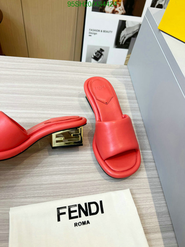 Fendi-Women Shoes Code: XS4424