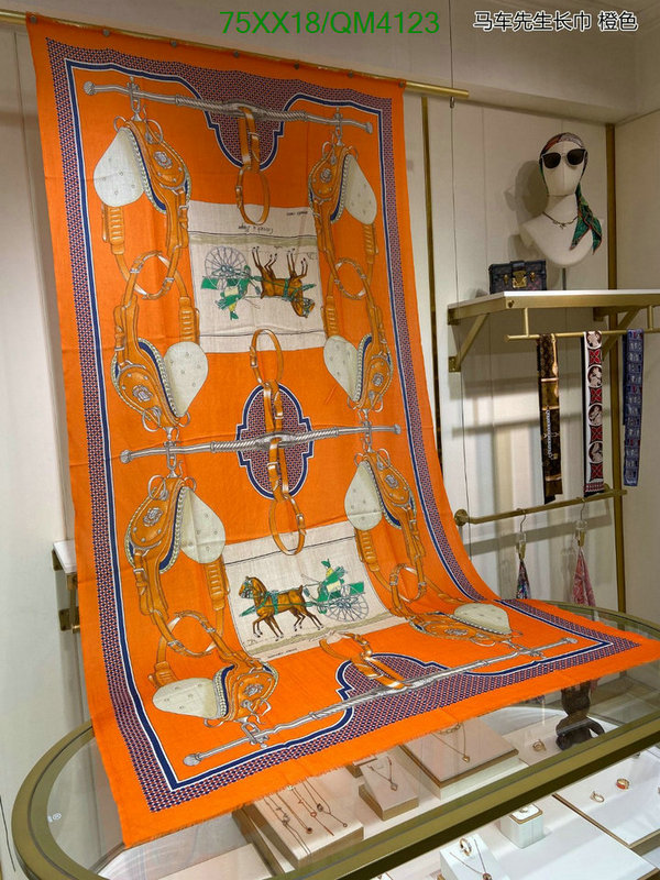 Hermes-Scarf Code: QM4123 $: 75USD