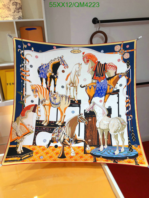 Hermes-Scarf Code: QM4223 $: 55USD