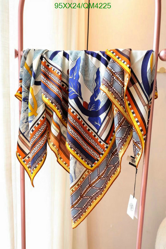 Hermes-Scarf Code: QM4225 $: 95USD