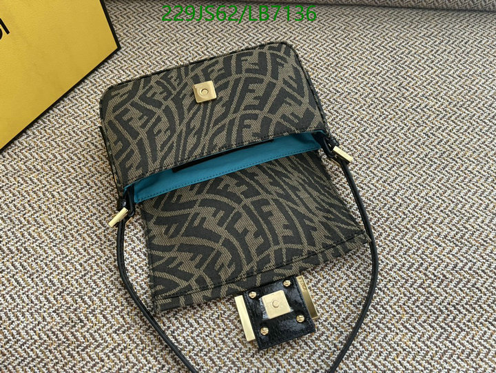 Baguette-Fendi Bag(Mirror Quality) Code: LB7136 $: 229USD