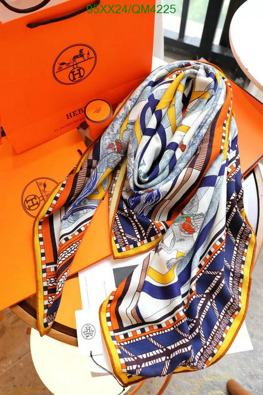 Hermes-Scarf Code: QM4225 $: 95USD