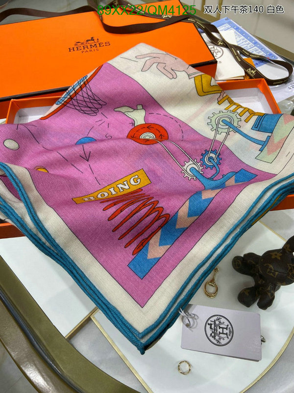 Hermes-Scarf Code: QM4125 $: 89USD