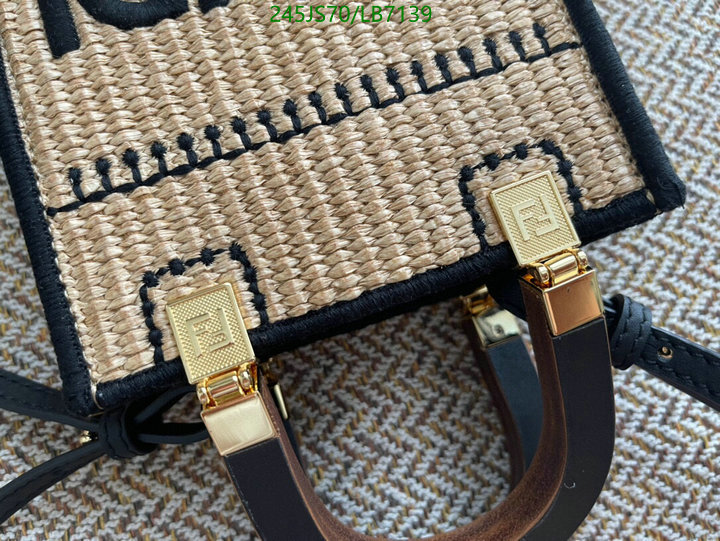 Sunshine-Fendi Bag(Mirror Quality) Code: LB7139 $: 245USD