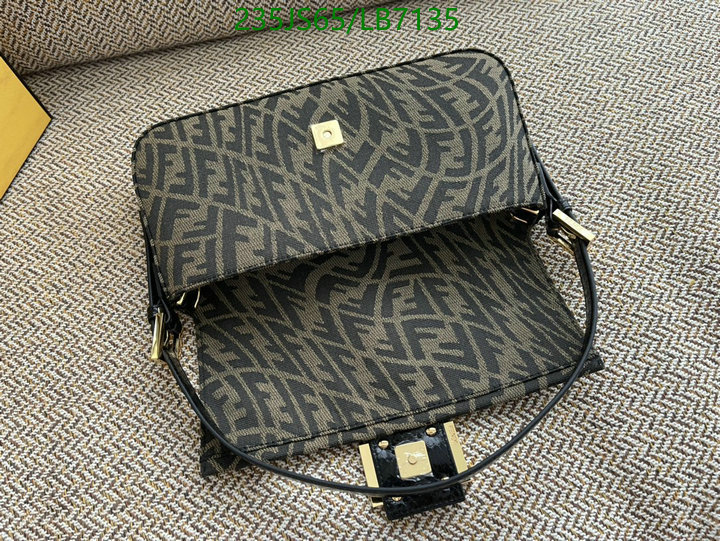 Baguette-Fendi Bag(Mirror Quality) Code: LB7135 $: 235USD