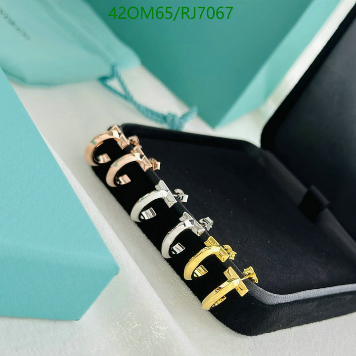 Tiffany-Jewelry Code: RJ7067 $: 42USD