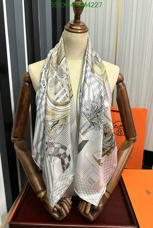 Hermes-Scarf Code: QM4227 $: 65USD