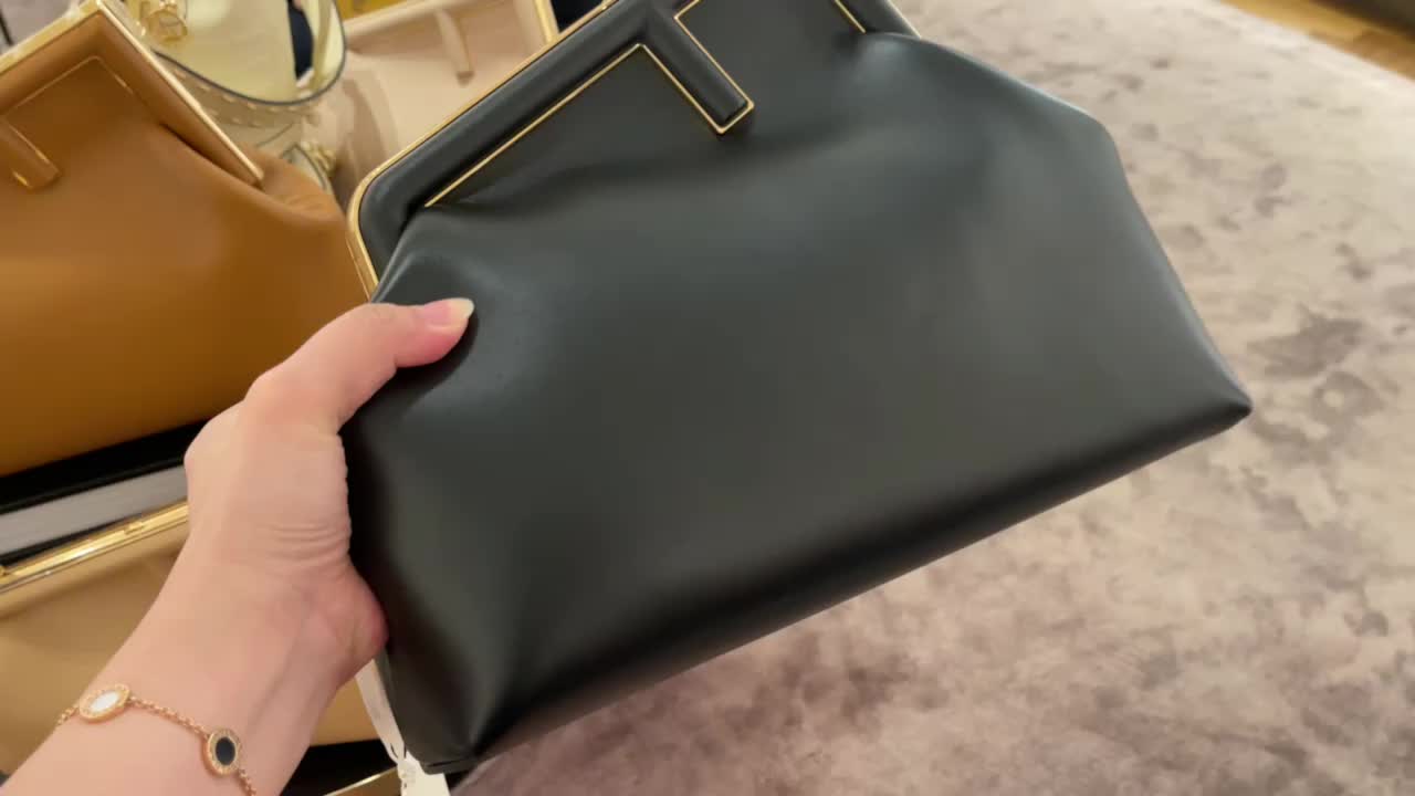 First Series-Fendi Bag(4A) Code: ZB3013 $: 109USD