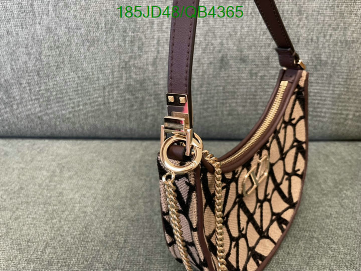 Valentino-Bag-Mirror Quality Code: QB4365 $: 185USD