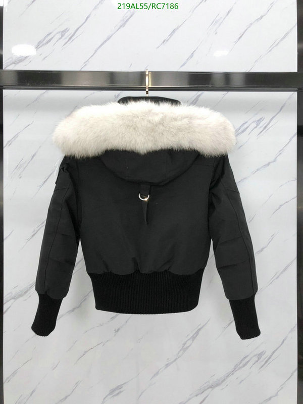 Moose Kunckles-Down jacket Women Code: RC7186 $: 219USD