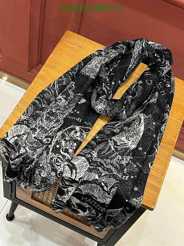 Dior-Scarf Code: QM5973 $: 82USD