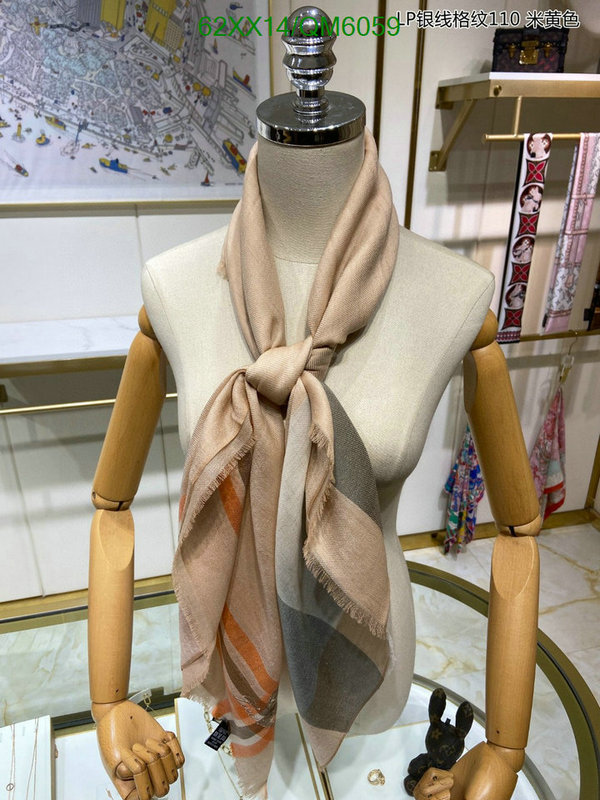 Loro Piana-Scarf Code: QM6059 $: 62USD