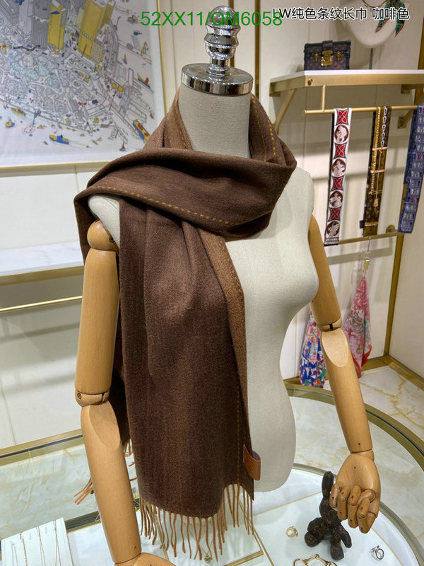 Loewe-Scarf Code: QM6058 $: 52USD