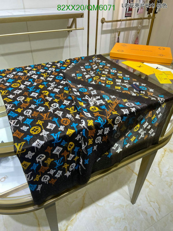 LV-Scarf Code: QM6071 $: 82USD