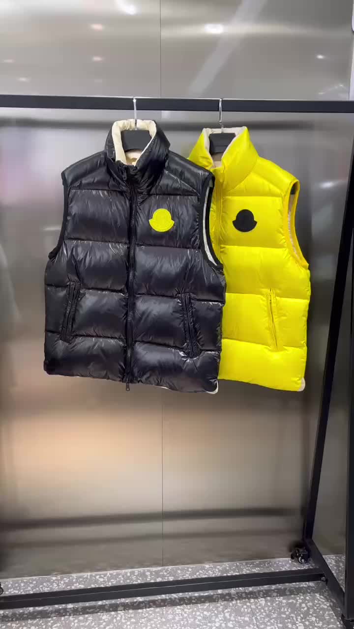 Moncler-Down jacket Men Code: RC7608 $: 139USD